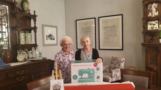 A Craft Group Pays it Forward 